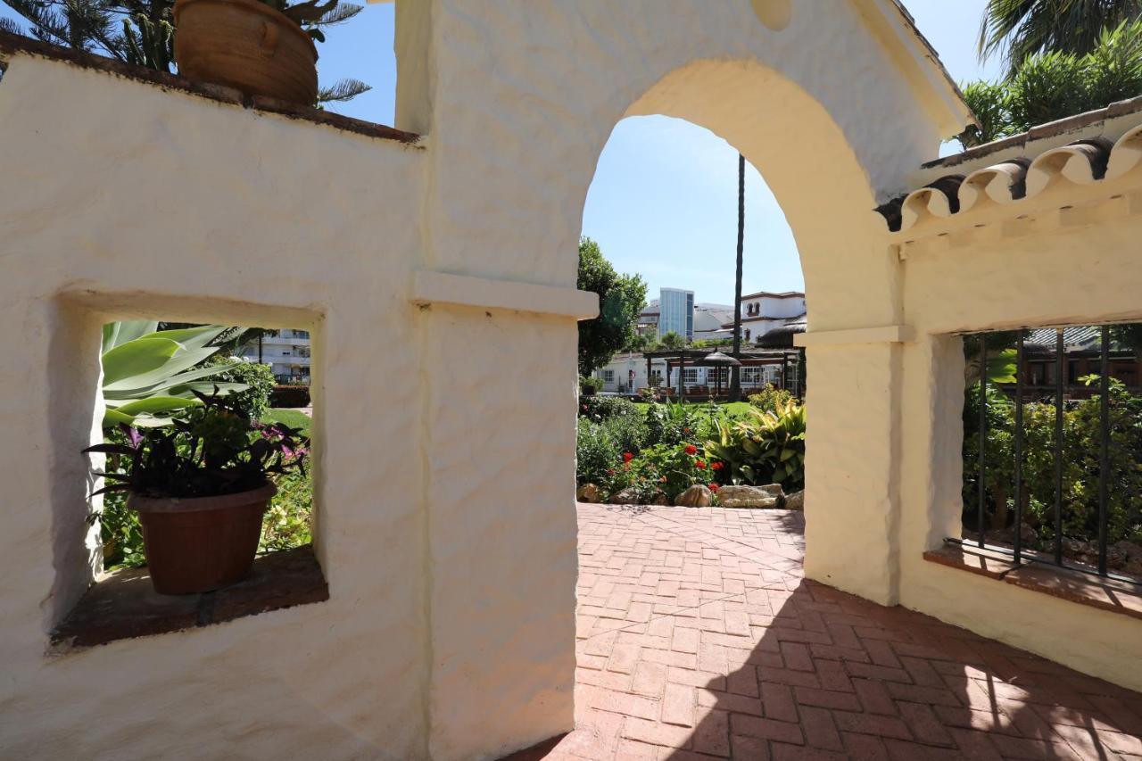 071 - Beachside Studio Perfect For A Family Getaway Apartment Torremolinos Exterior foto