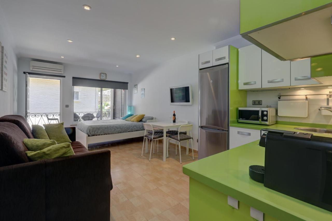 071 - Beachside Studio Perfect For A Family Getaway Apartment Torremolinos Exterior foto