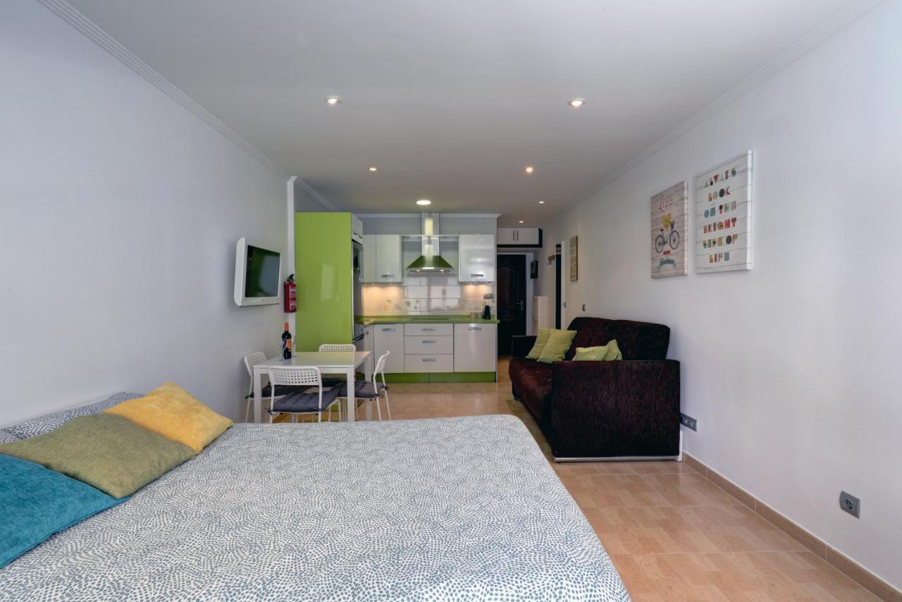 071 - Beachside Studio Perfect For A Family Getaway Apartment Torremolinos Exterior foto
